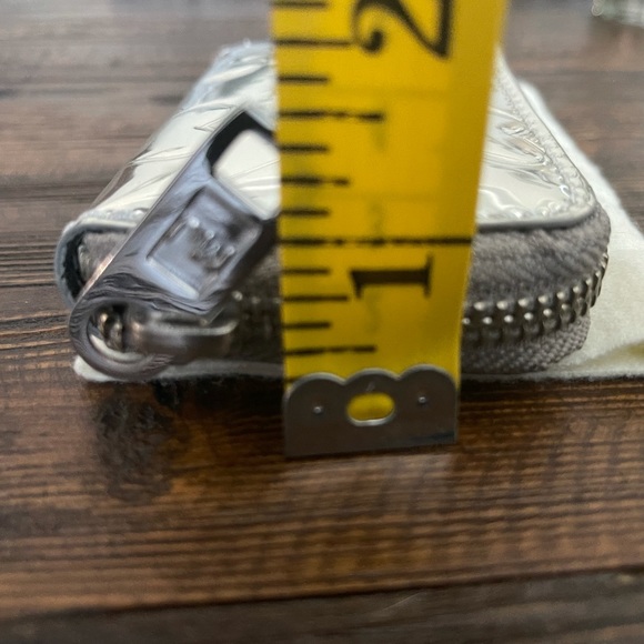 Marc By Marc Jacobs Mirror Heat Card Holder NWOT - Picture 6 of 8